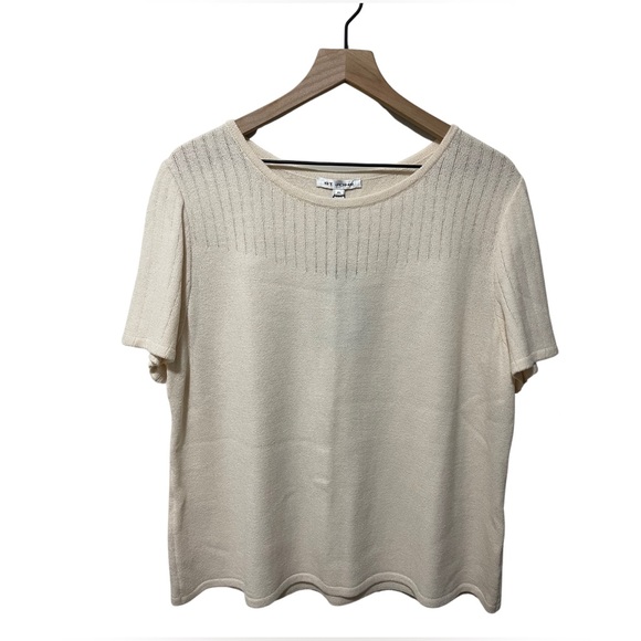 St. John Sweaters - ST. JOHN Bright White Wool Short Sleeve Knit Sweater Size XL